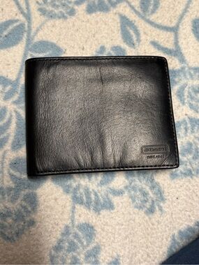 Coach Men’s Black Water Buffalo Wallet with Care Card
